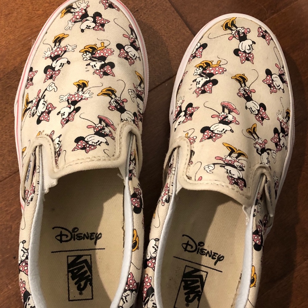 disney vans